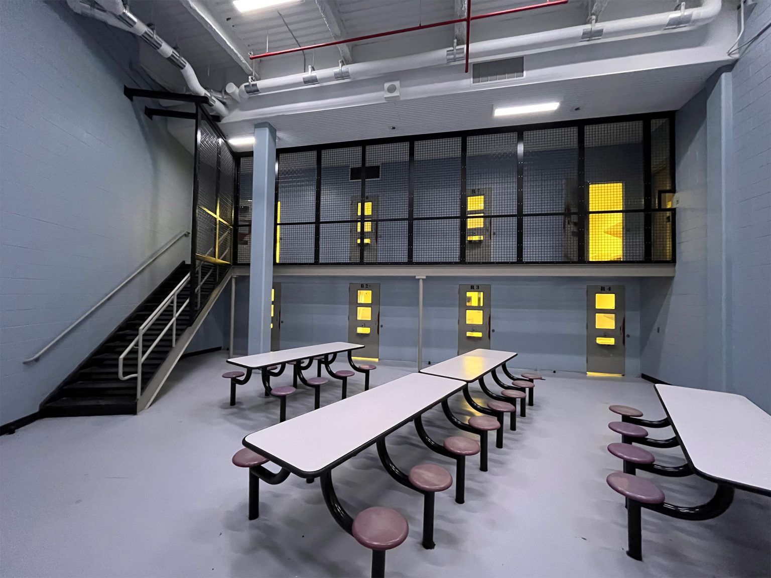 Reasons Why Detention Equipment Contractors Evaluate Line-of-Sight Risks Before Installation